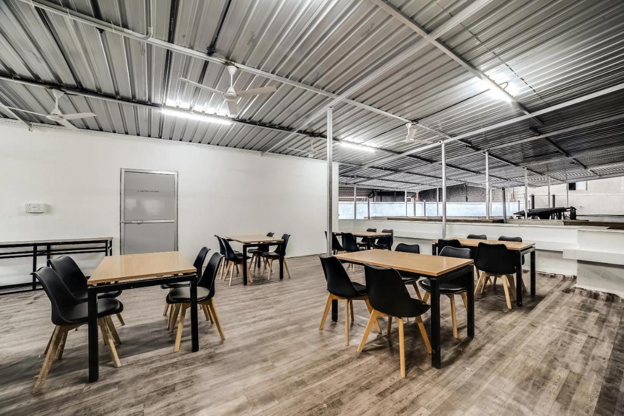 Hotel Bhumi World Bhiwandi Εξωτερικό φωτογραφία